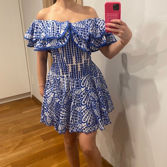 Dresses & Skirts - Ruffle Broderie mini off shoulder dress